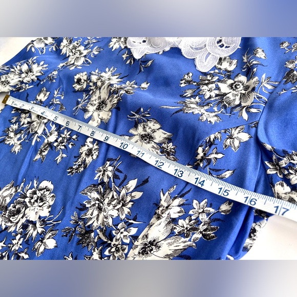 ✨NWT✨ ASOS FLORAL MINI DRESS LACE COLLAR LONGSLEEVE BLUE WHITE BLACK SIZE 6 - Picture 10 of 13